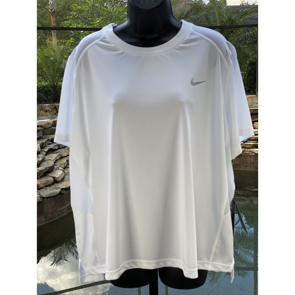 Nike Miler Running Tee Women's 3X White Short Sleeve Athletic T-Shirt 940381-100